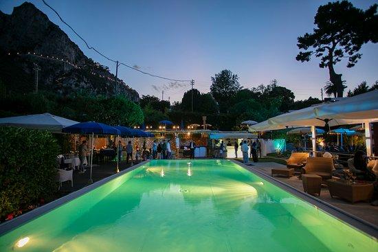 Garum - Pool & Restaurant